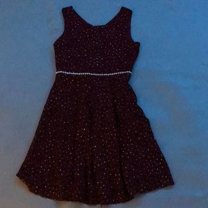 SO CUTE!!!Kids dress with diamonds on lace